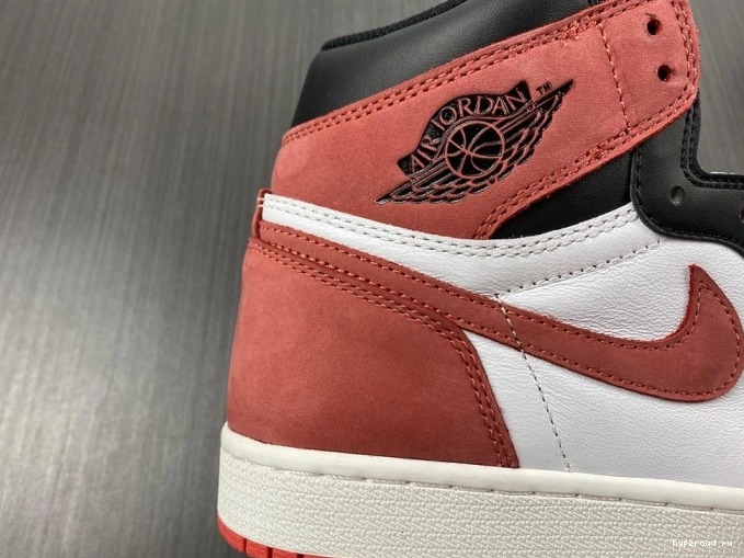 Track Air 1 Retro Red High 555088-112 Jordan 1119